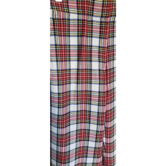 3. J.Crew Pull-on straight-leg bi-stretch wool pant in Snowy Stewart tartan - Picture 6 of 9
